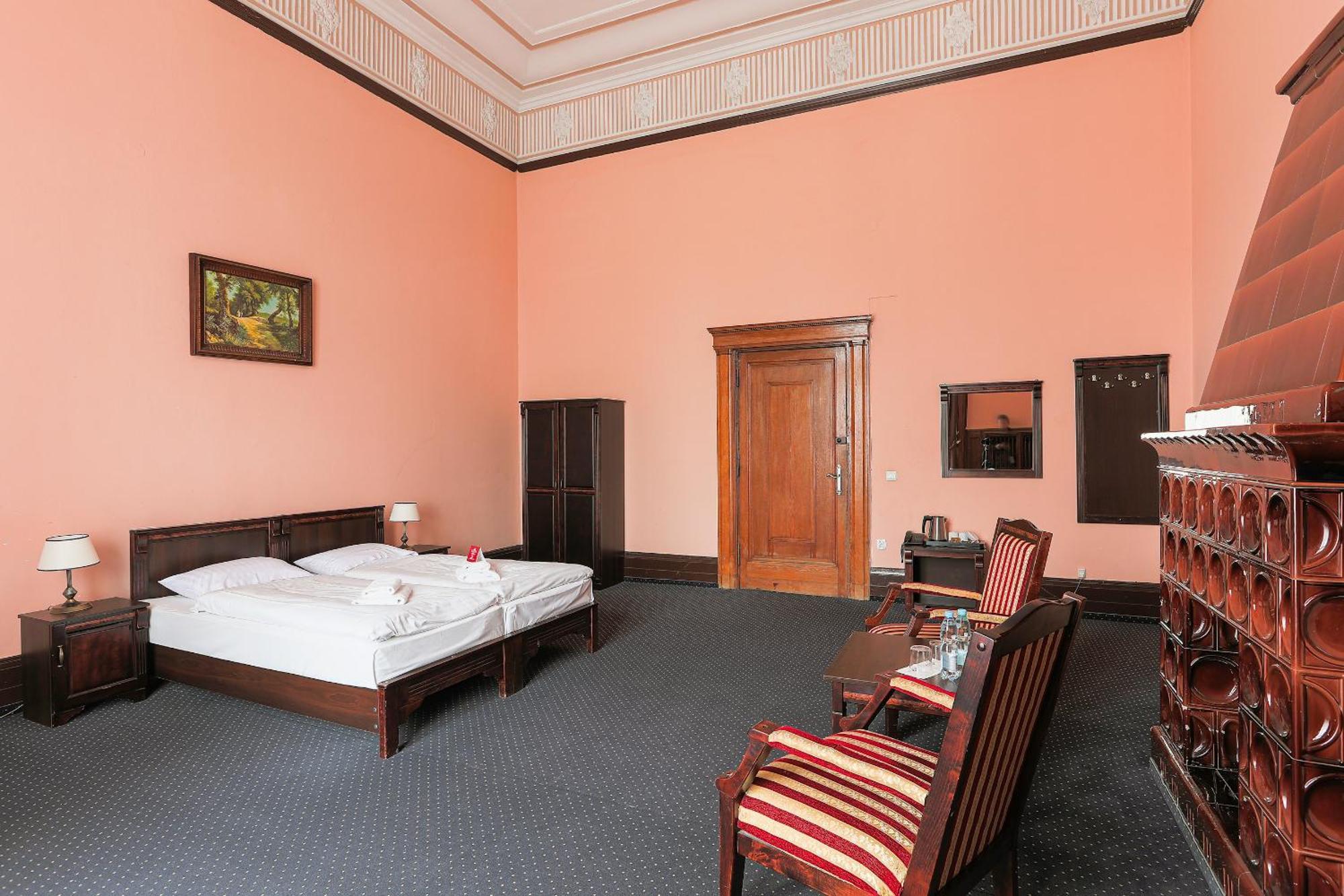 Hotel Moszna Zamek Exterior foto