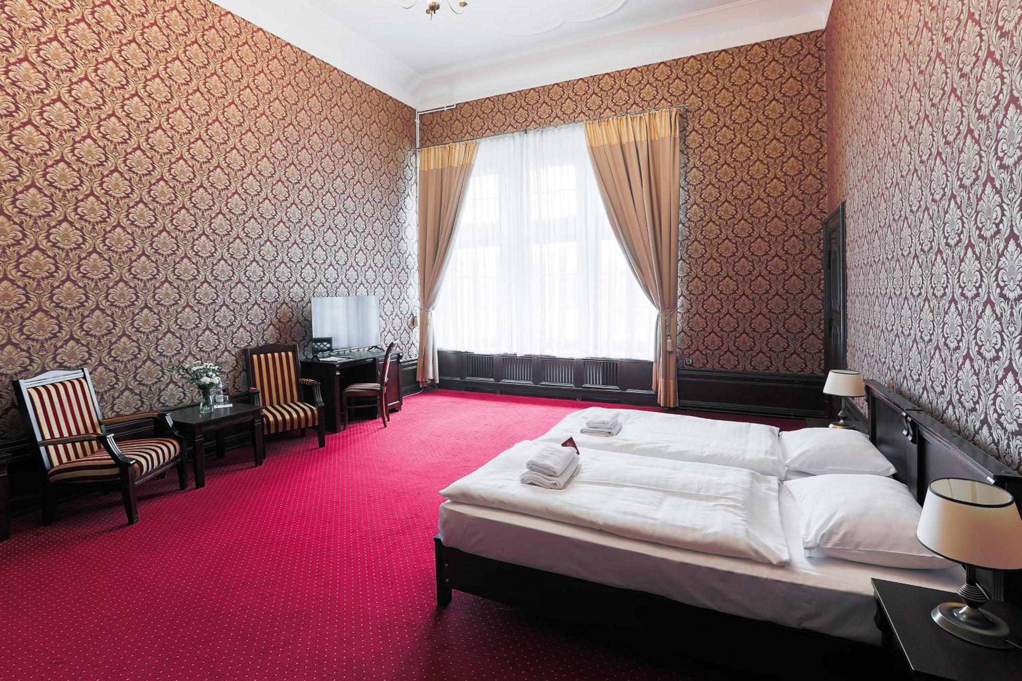 Hotel Moszna Zamek Exterior foto
